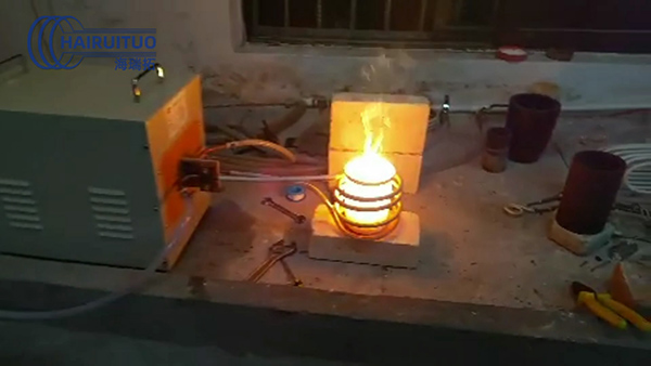 40kw高頻熔煉爐10KG石墨坩堝熔煉設(shè)備